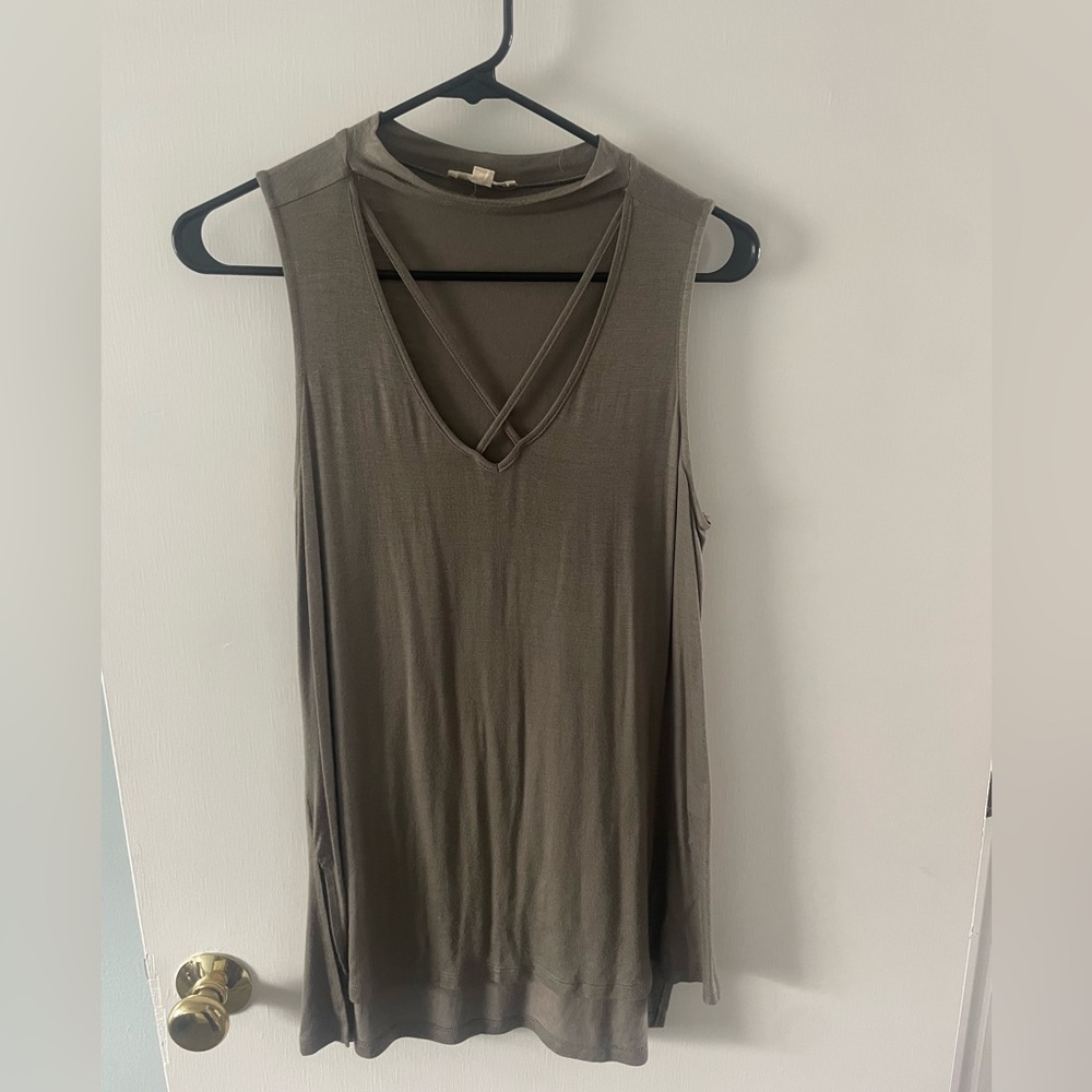 Ultra Flirt cross neck v-neck tank top